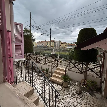 Ladirosa - A 50 M Dalla Appartamento Civitanova Marche