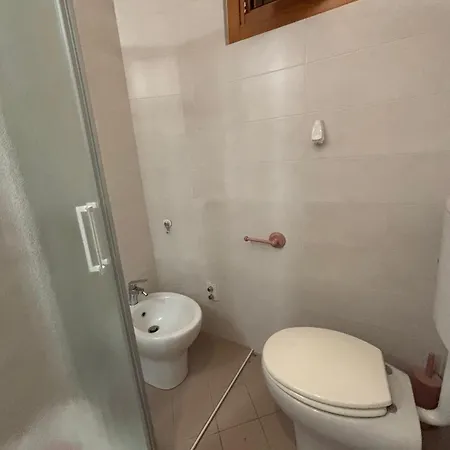 Ladirosa - A 50 M Dalla Appartamento Civitanova Marche
