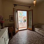 Apartment Ladirosa - A 50 M Dalla *