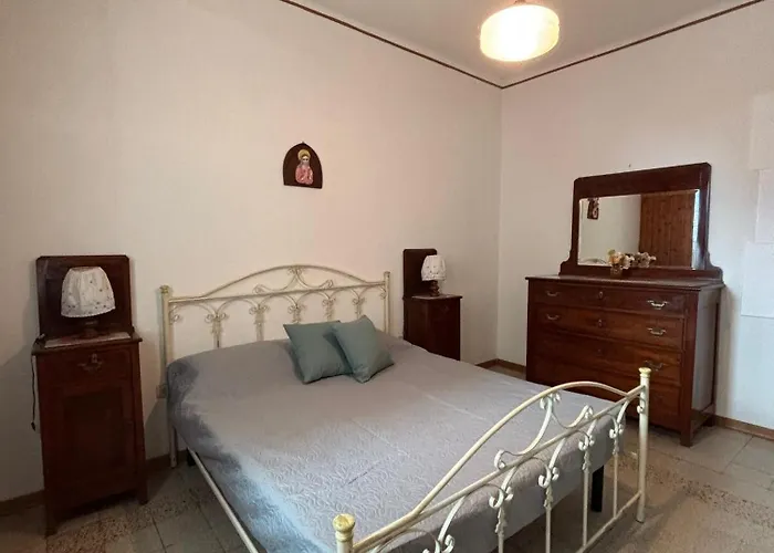 Ladirosa - A 50 M Dalla * Civitanova Marche