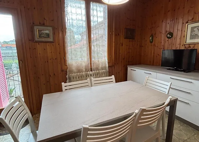 Ladirosa - A 50 M Dalla Appartement *