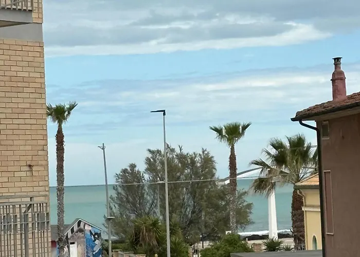 Appartement Ladirosa - A 50 M Dalla Civitanova Marche