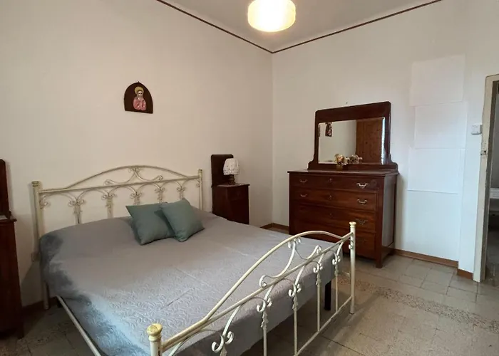 Ladirosa - A 50 M Dalla * Civitanova Marche